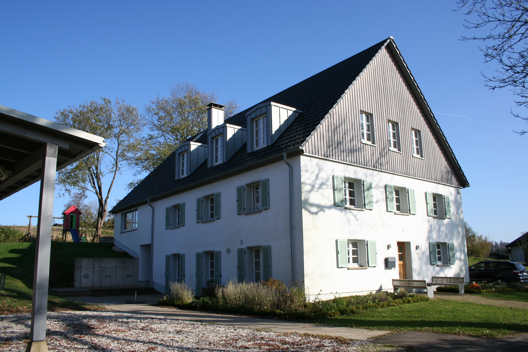 WOHNHAUS IN REDLENDORF